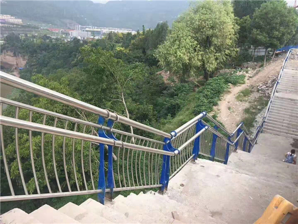 乌兰察布不锈钢桥梁栏杆